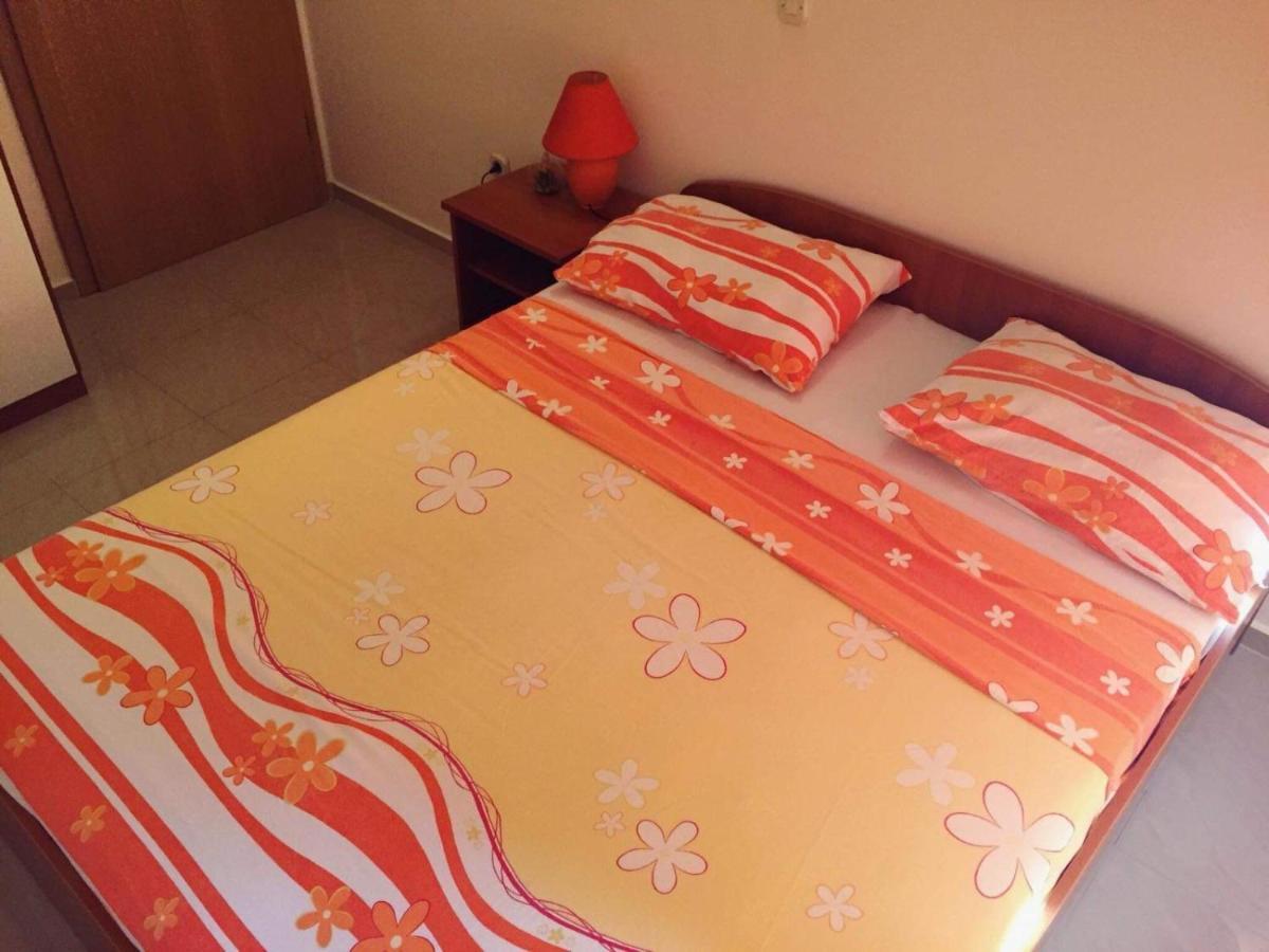 Apartmani Viktorija Vrana  Kültér fotó